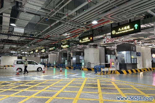 图为横琴口岸车辆通关通道。澳门特区治安警察局供图